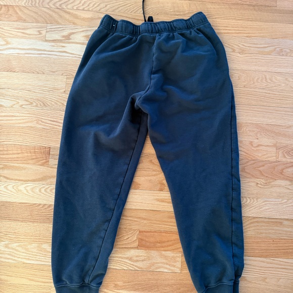 Nike Jogger Sweatpants - Picture 4 of 5